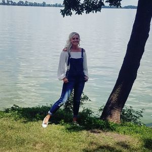 Meet your Posher, Bobbi